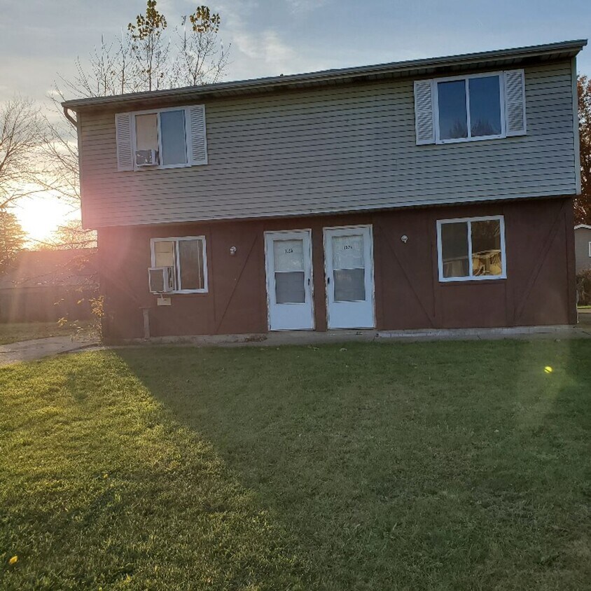 1524 FILLMORE AVE Apartment for Rent in Lorain, OH