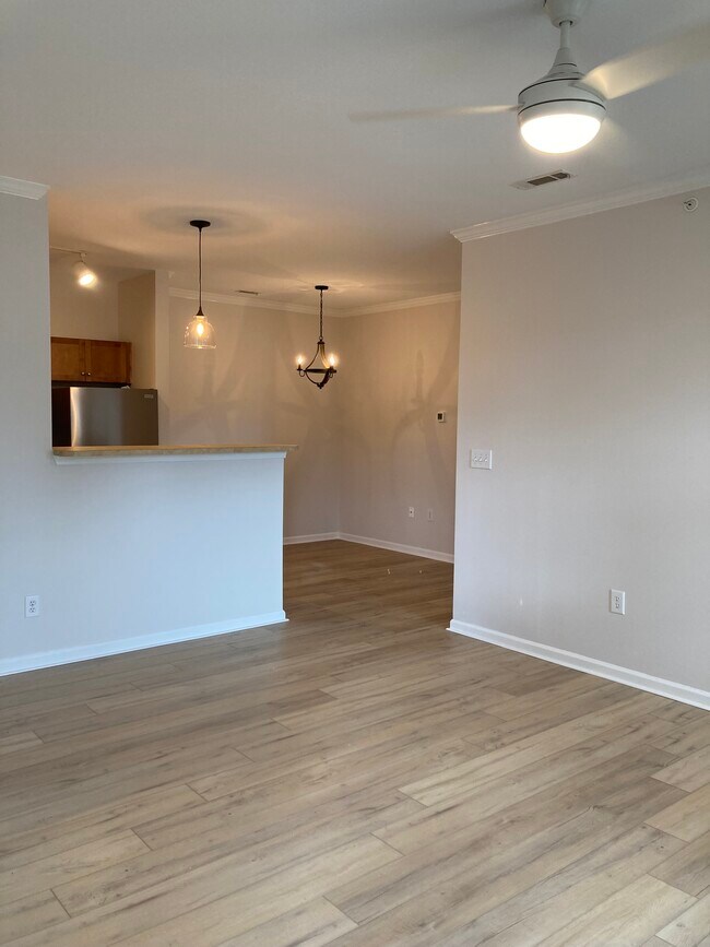 Foto del edificio - 400 Bucksley Ln