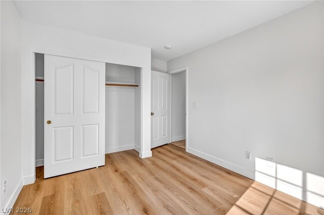 Building Photo - 3037 Aloha Ave