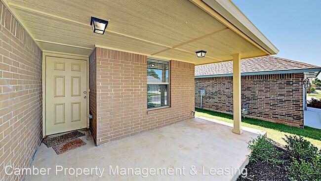 Foto del edificio - 3 br, 2 bath House - 202 St. Charles Way