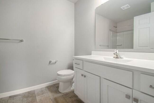 Foto del edificio - 26170 Northland Crossing Dr