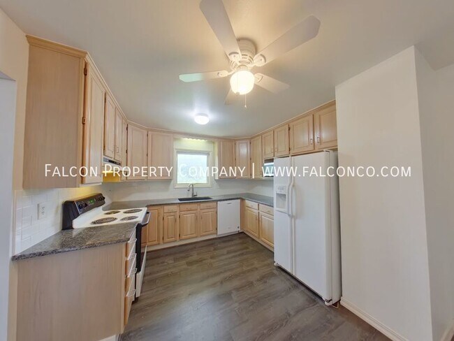 Foto del edificio - Marvelous Duplex in Mesa Heights! - Lease ...