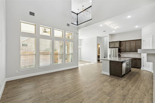 Foto del edificio - 739 Waterbrook Pkwy