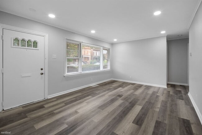 Building Photo - 2 br, 1 bath House - 6813 South Champlain ...