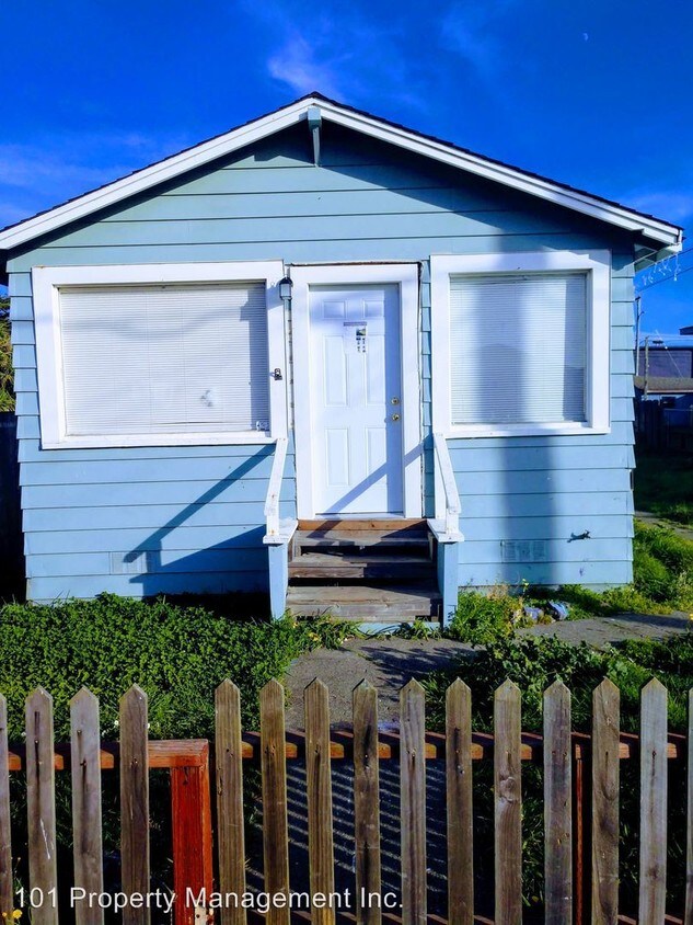 Foto principal - 744 Stewart St