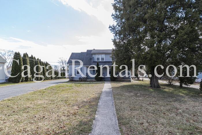 Primary Photo - 4 Bedroom Single Family Home- Vineland!
