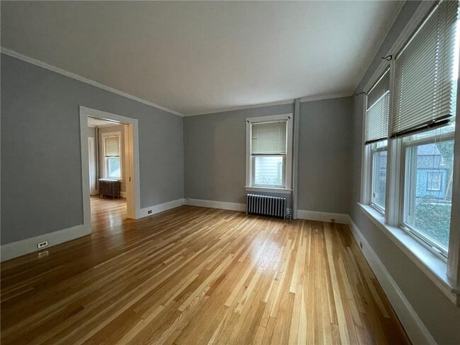 Building Photo - 176 Congdon St