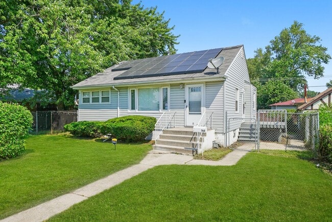 Building Photo - 760 Sibley Blvd