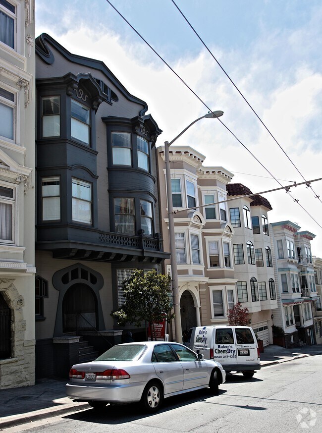 Building Photo - 1555-1561 Sacramento St