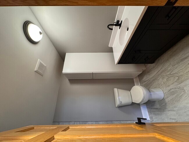 Foto del edificio - 7819 Garden Ln