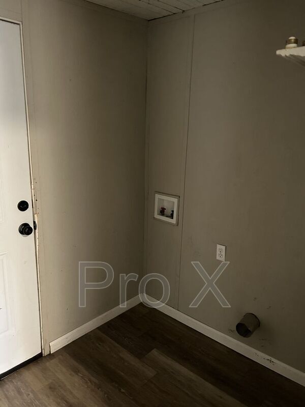 Foto del edificio - 717 E 10th St