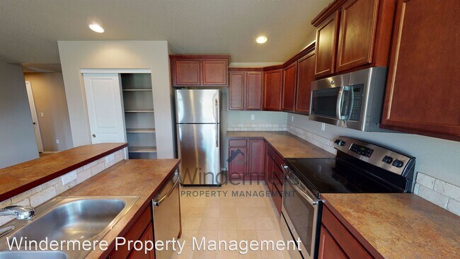 Building Photo - 3 br, 2 bath House - 226 Chapra Street