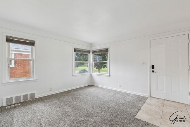 Foto del edificio - $1250 4 bedroom
