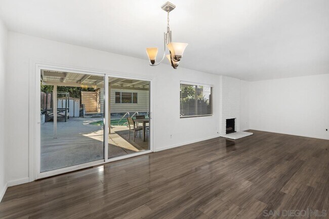 Building Photo - 5747 Campanile Way