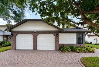 Building Photo - 2245 Springrain Dr
