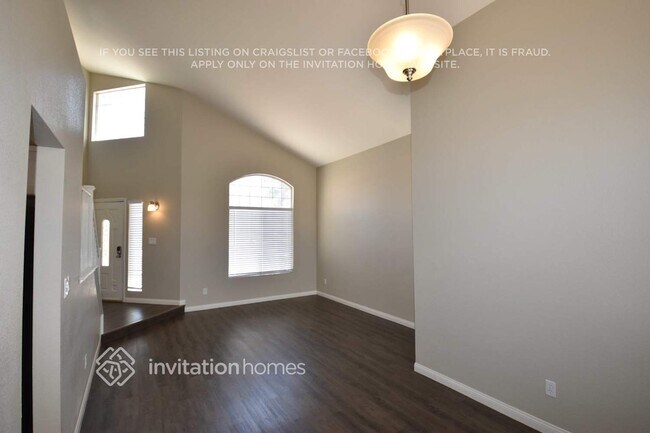 Building Photo - 6440 Silver Dawn Ln