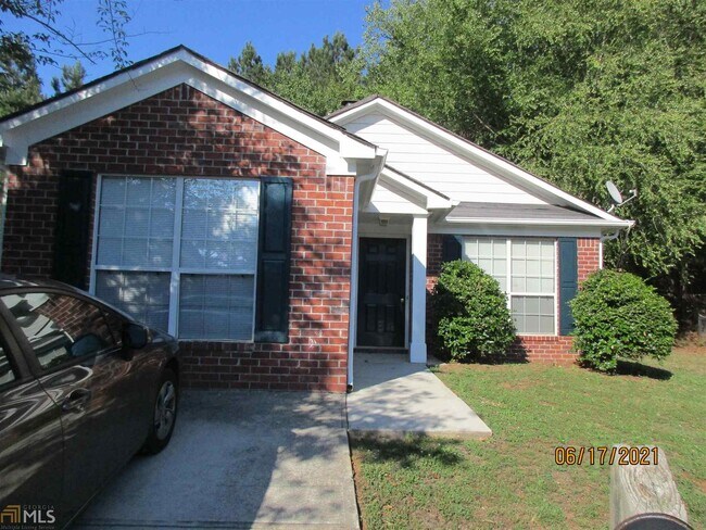 Building Photo - 4746 Klondike Dr