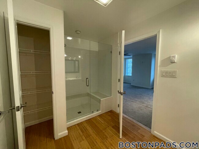 Foto del edificio - 152 Thornton St