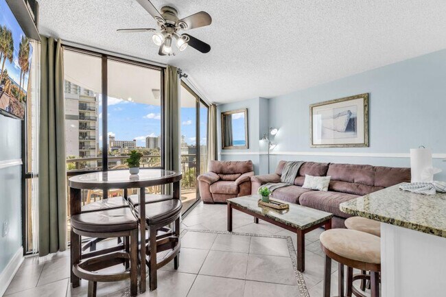 Foto del edificio - 2310 N Ocean Blvd