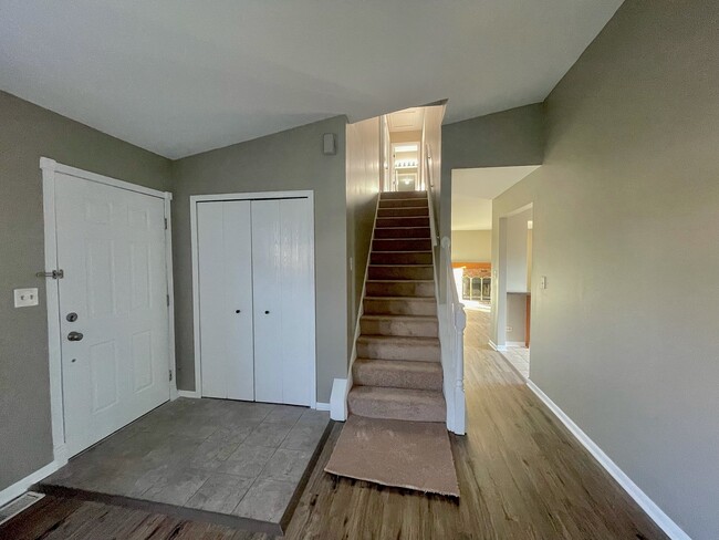 Building Photo - 3291 Andover Dr