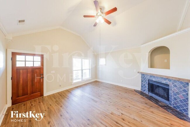 Building Photo - 120 Rossburg Dr