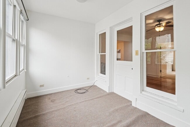 Building Photo - 807 Greenleaf St