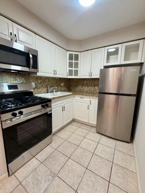 Foto del edificio - 5348 N Cumberland Ave