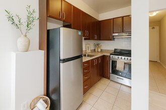 Interior Photo - Arbor Village Hollington