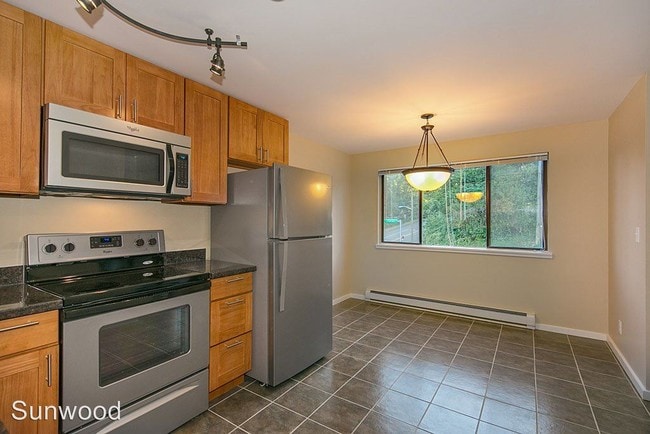 Building Photo - 320 SW 160th St