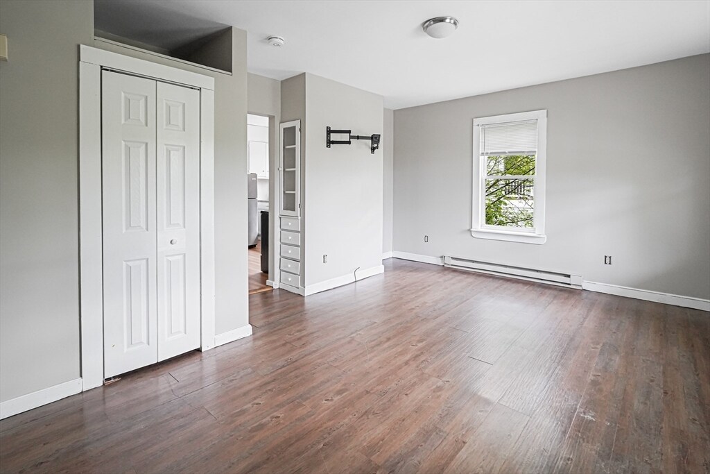 Foto principal - 1-3-3 Oak St