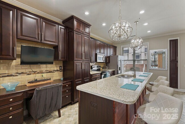 Foto del edificio - 855 Clarkson Mill Ct