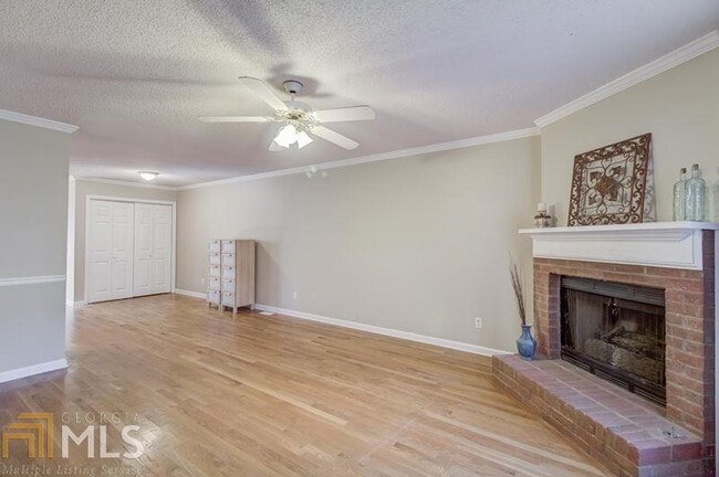 Building Photo - 104 Davis Mill Ct