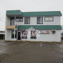 Building Photo - 104 S Mill St
