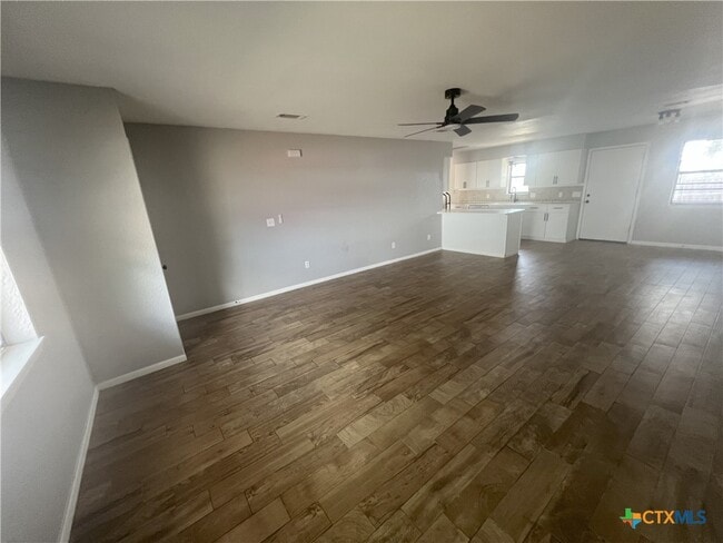 Building Photo - 1801 Forest Trail