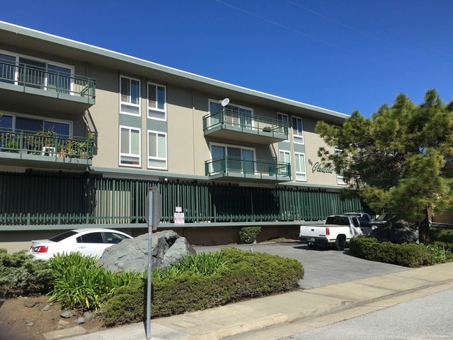 Building Photo - Glendora Apartments