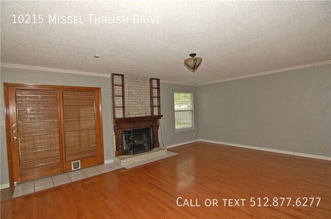 Foto del edificio - 10215 Missel Thrush Dr