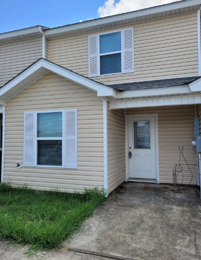 Primary Photo - 1602 Dehart Dr