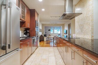 Interior Photo - Wilshire Victoria Westwood Apartments