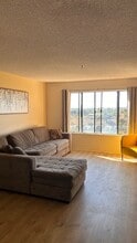 Building Photo - 5980 Dandridge Ln
