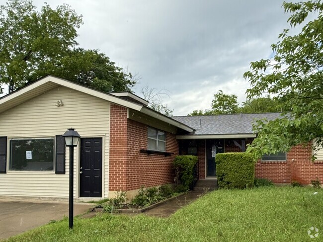 Building Photo - 8274 Lifford Pl