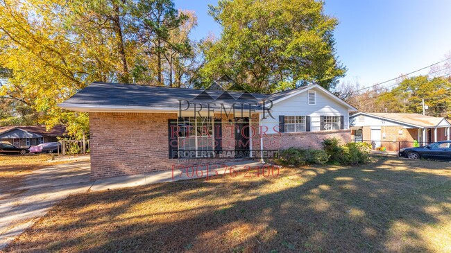 Building Photo - 3119 Fontaine Dr