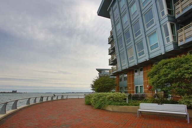 Foto del edificio - 5 Battery Wharf St