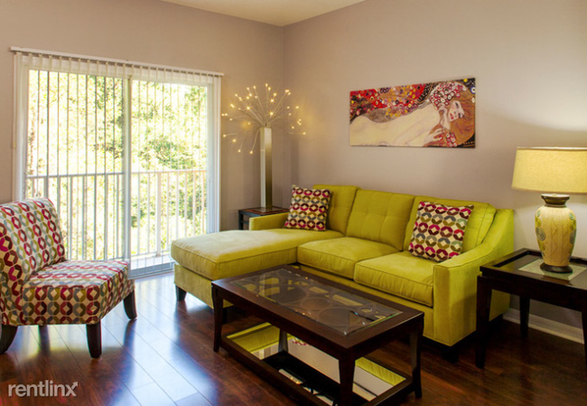 Foto del edificio - 6033 Gibson Ave