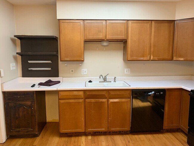 Foto del edificio - 4 bed/2 bath Home located in central Fort Collins off Drake