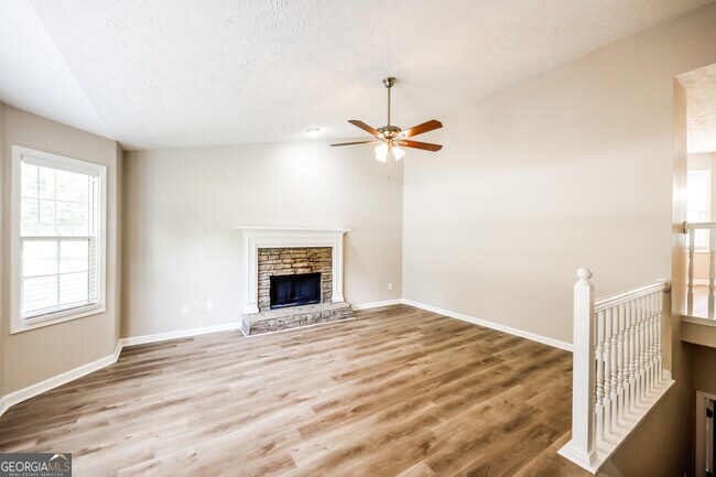 Building Photo - 274 Burton Dr