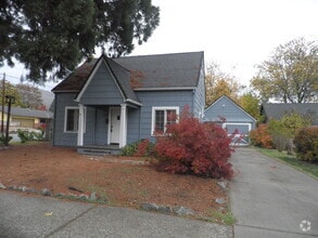 Building Photo - 1247 NW Washington Blvd