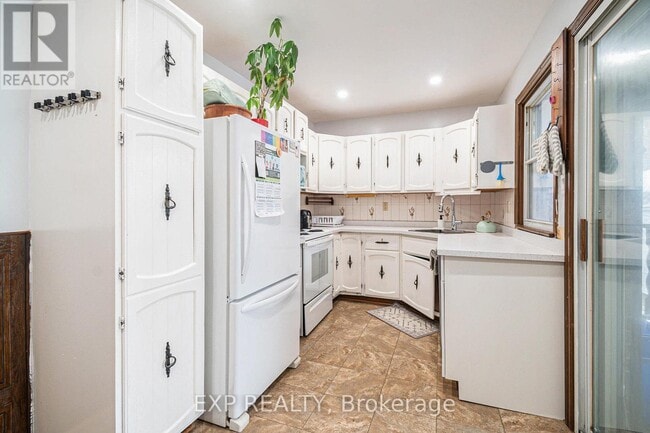 Photo du bâtiment - 329 Donald St