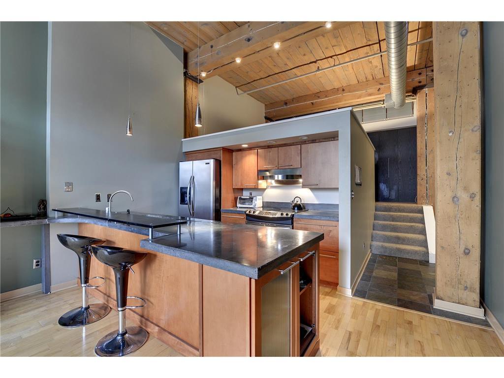 Primary Photo - 210 N 2nd St