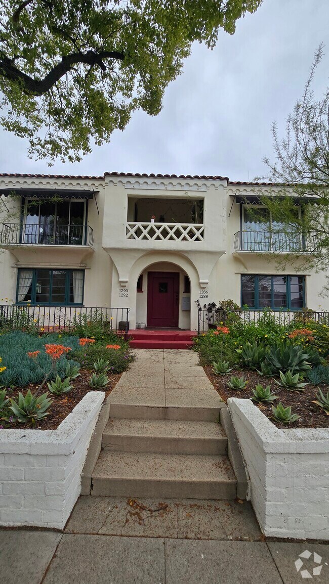 Building Photo - 1288 N Los Robles Ave