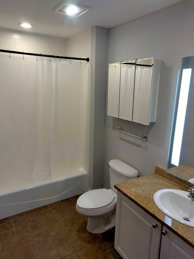 Building Photo - 44 Imlay St